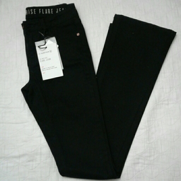 NWT Mid Rise Flare Jean - Picture 2 of 5